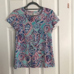 Lilly Pulitzer crew neck tee shirt